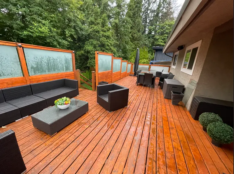 Custom covered sundeck built by Naybur in West Vancouver